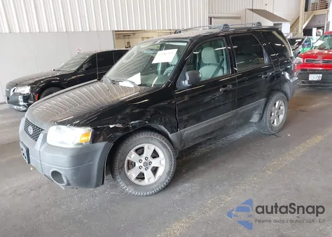 2005 Ford Escape Xlt from USA, damaged, VIN 1FMYU93145KE17791
